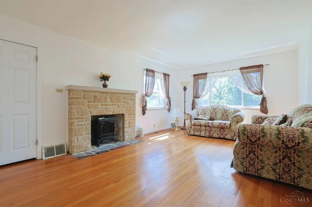 2312 Compton Road Springfield, OH 45231