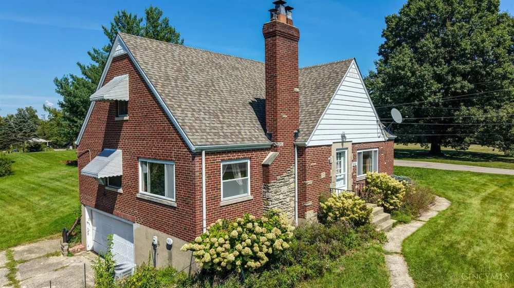 2312 Compton Road Springfield, OH 45231