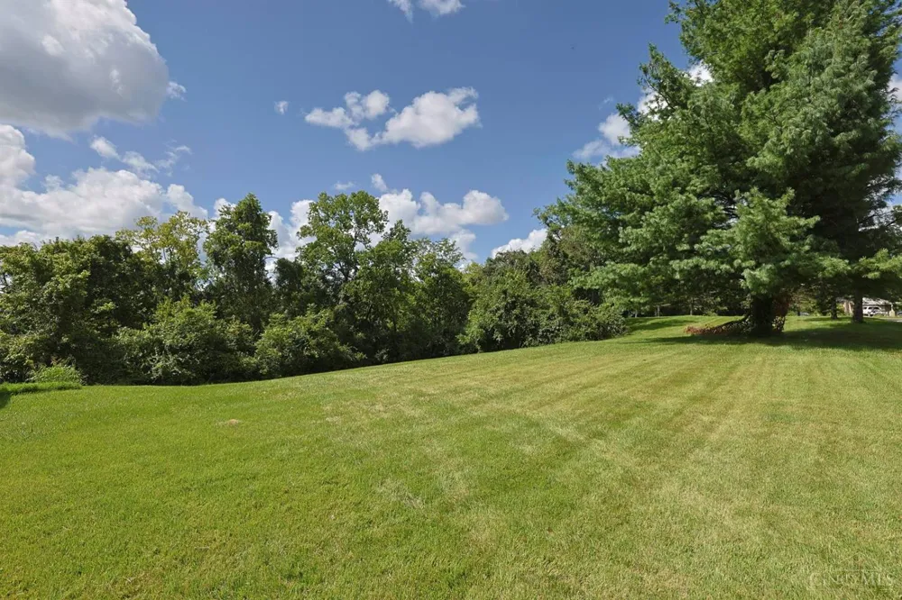 2312 Compton Road Springfield, OH 45231