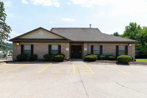 1120 Cottonwood Drive