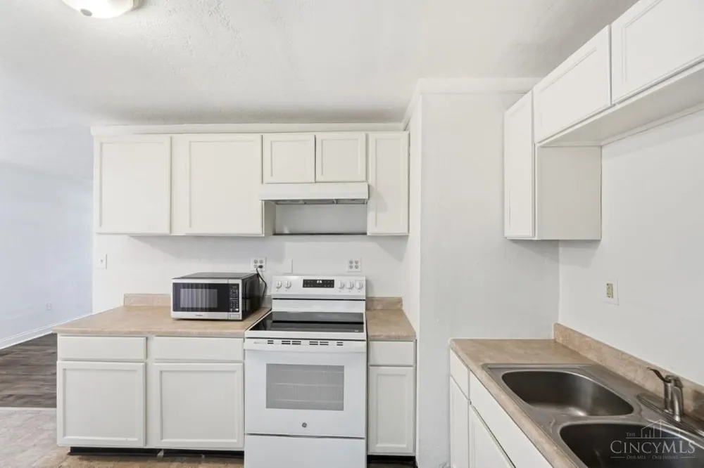 947 Stratford Place Mason, OH 45040