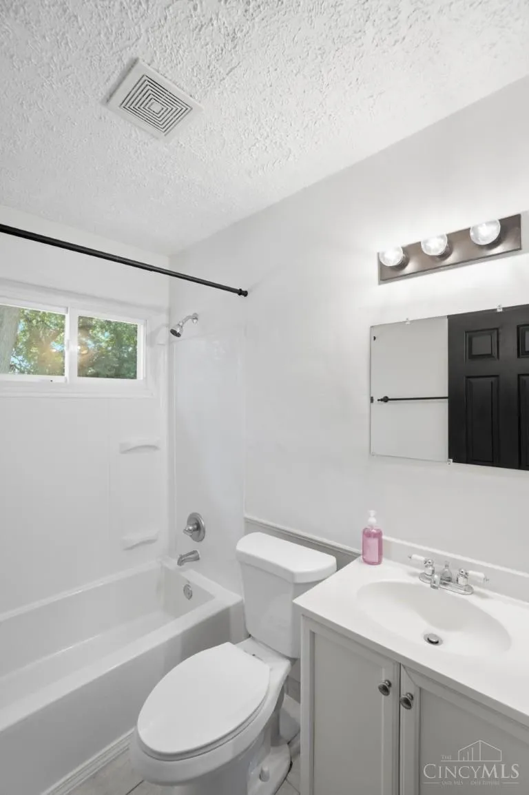 947 Stratford Place Mason, OH 45040