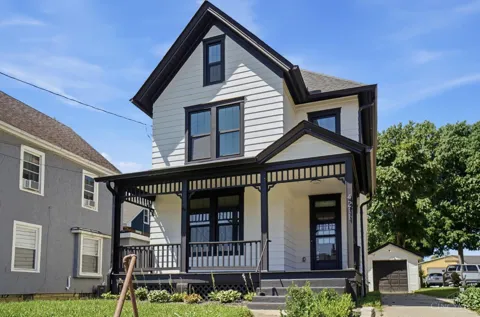 4211 Smith Road