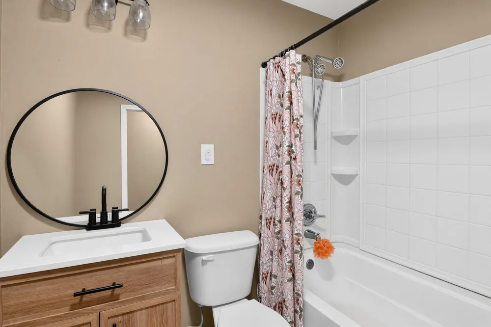2706 Streamside Drive Columbus, IN 47203