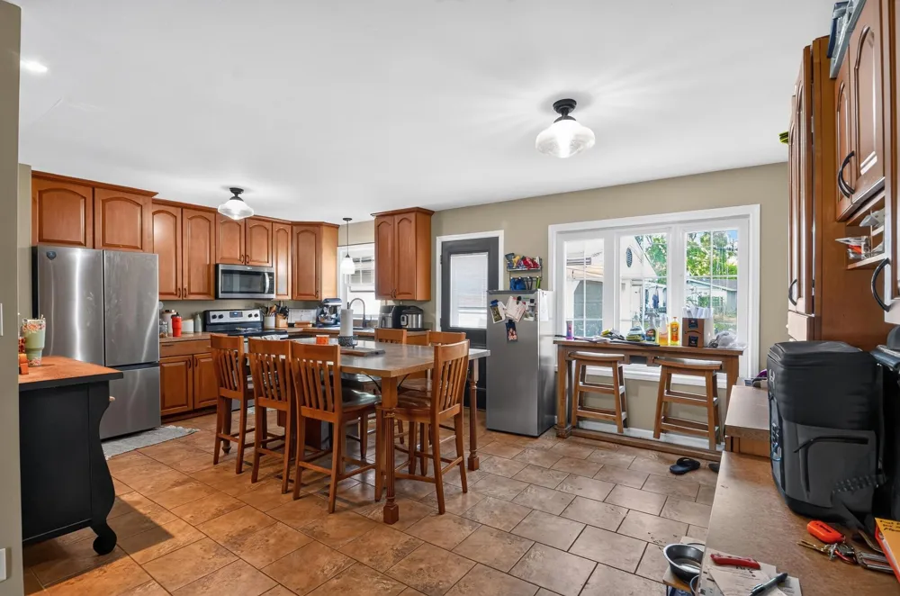 2706 Streamside Drive Columbus, IN 47203