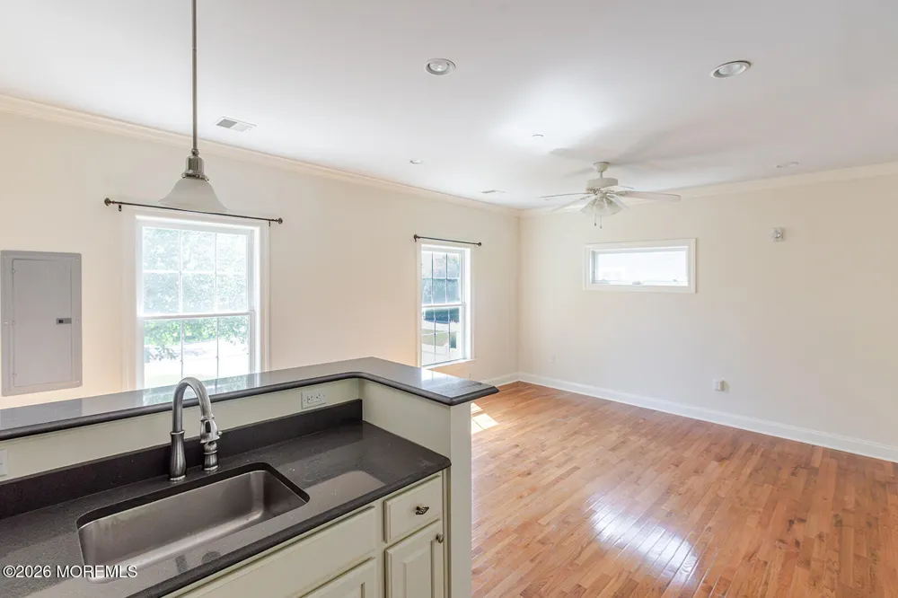 2 Shrewsbury Drive #1A Rumson, NJ 07760