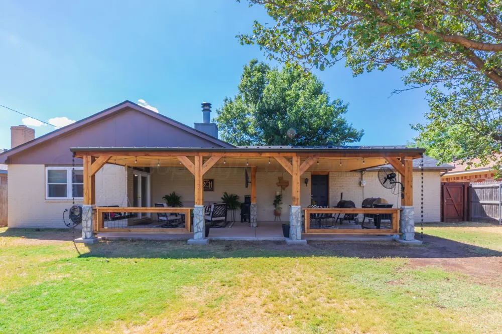 2338 FIR STREET Pampa, TX 79065