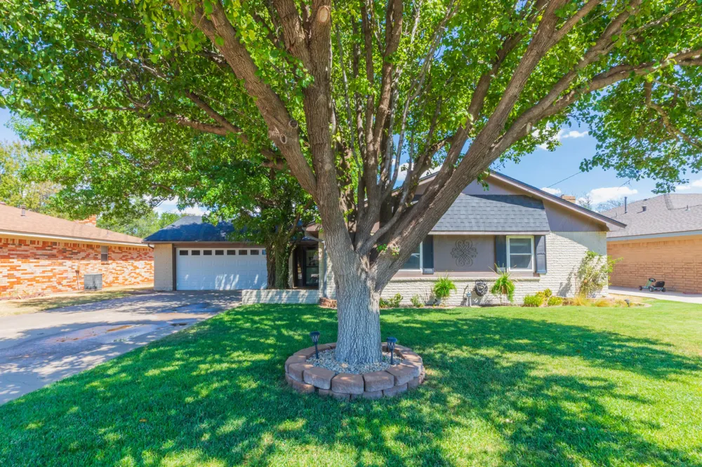 2338 FIR STREET Pampa, TX 79065