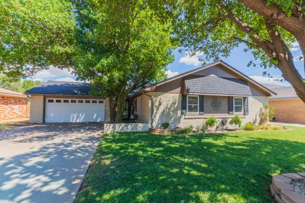 2338 FIR STREET Pampa, TX 79065