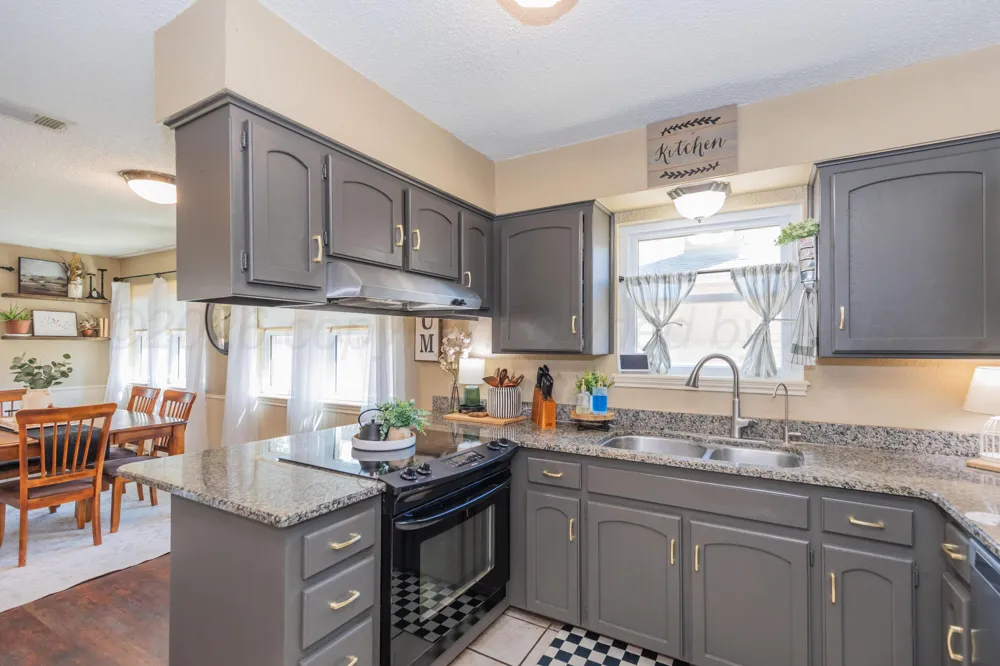 2338 FIR STREET Pampa, TX 79065