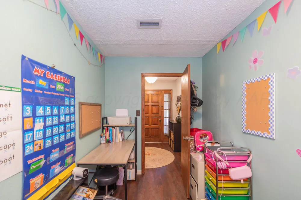 2338 FIR STREET Pampa, TX 79065