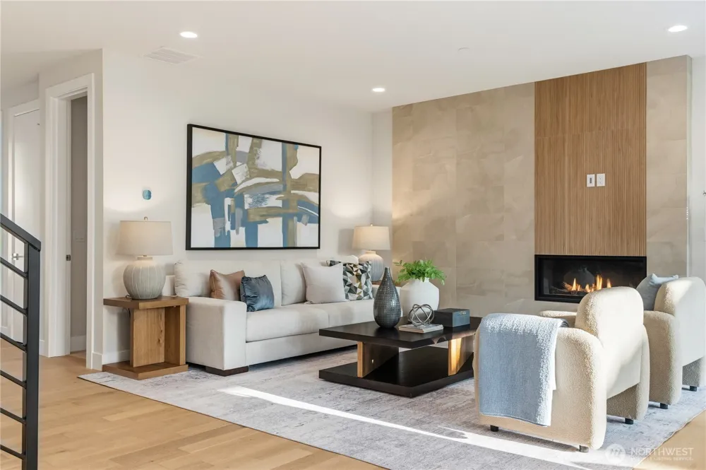 10209 125th Avenue NE Kirkland, WA 98033