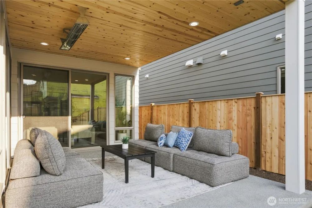 10209 125th Avenue NE Kirkland, WA 98033