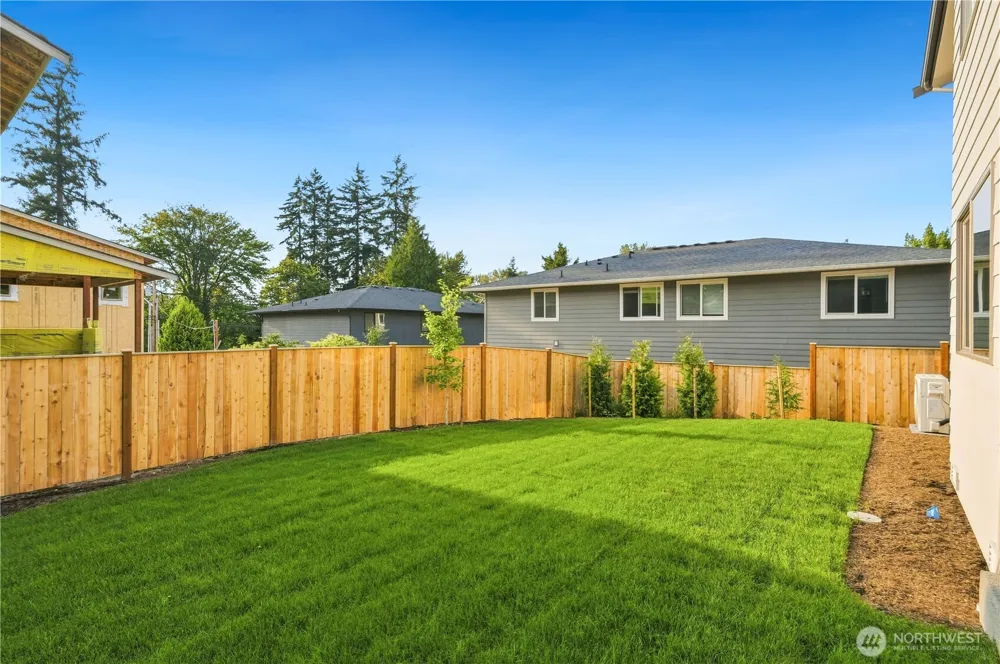 10209 125th Avenue NE Kirkland, WA 98033