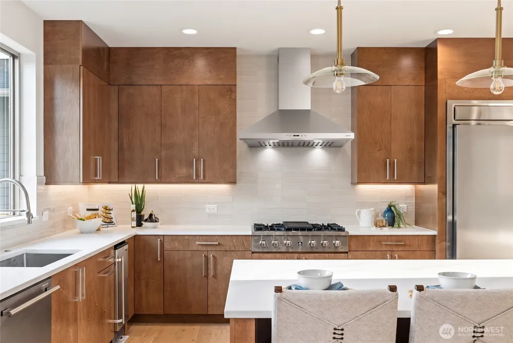 10209 125th Avenue NE Kirkland, WA 98033