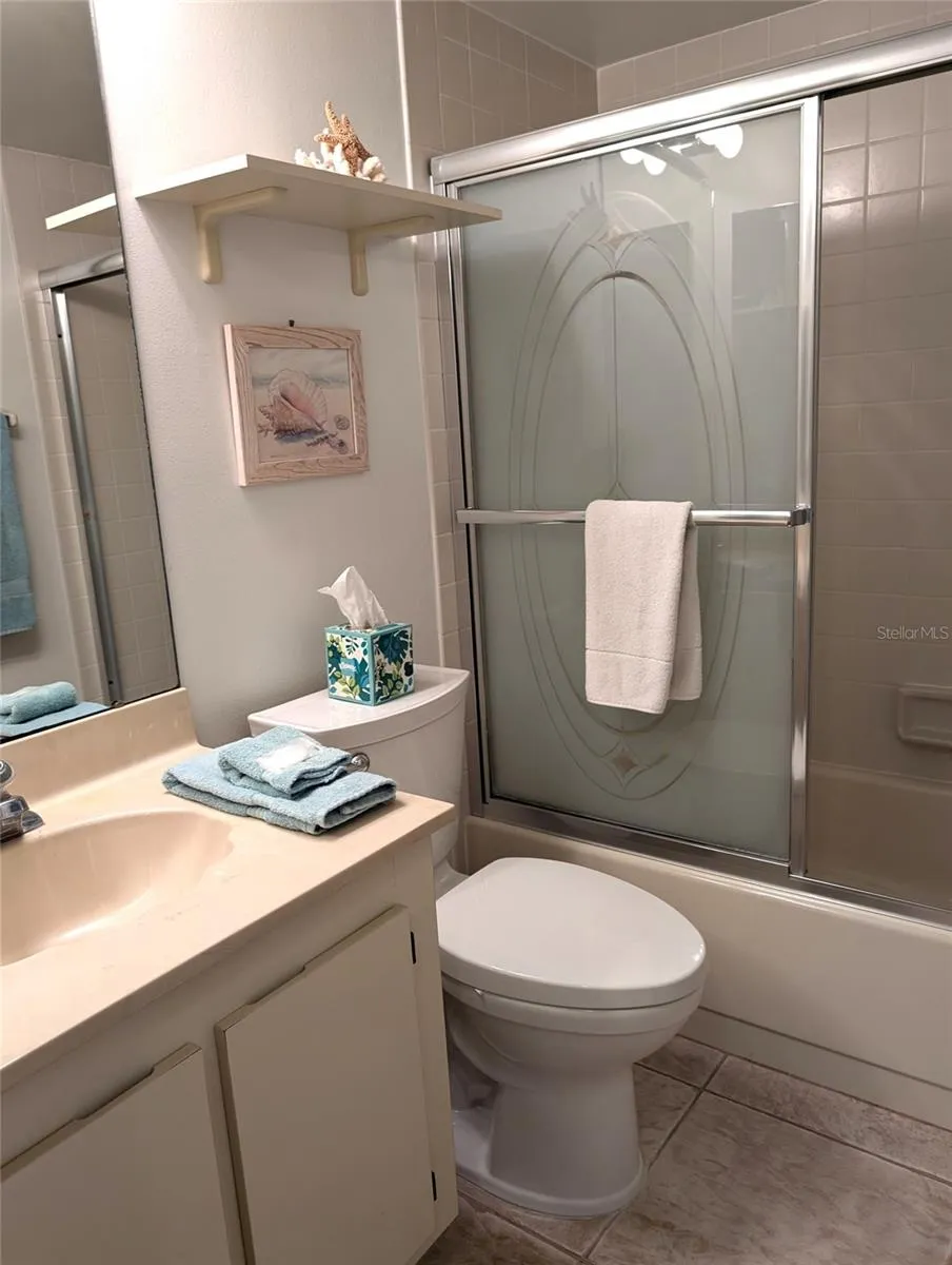 6287 BAHIA DEL MAR CIRCLE #113 St Petersburg, FL 33715