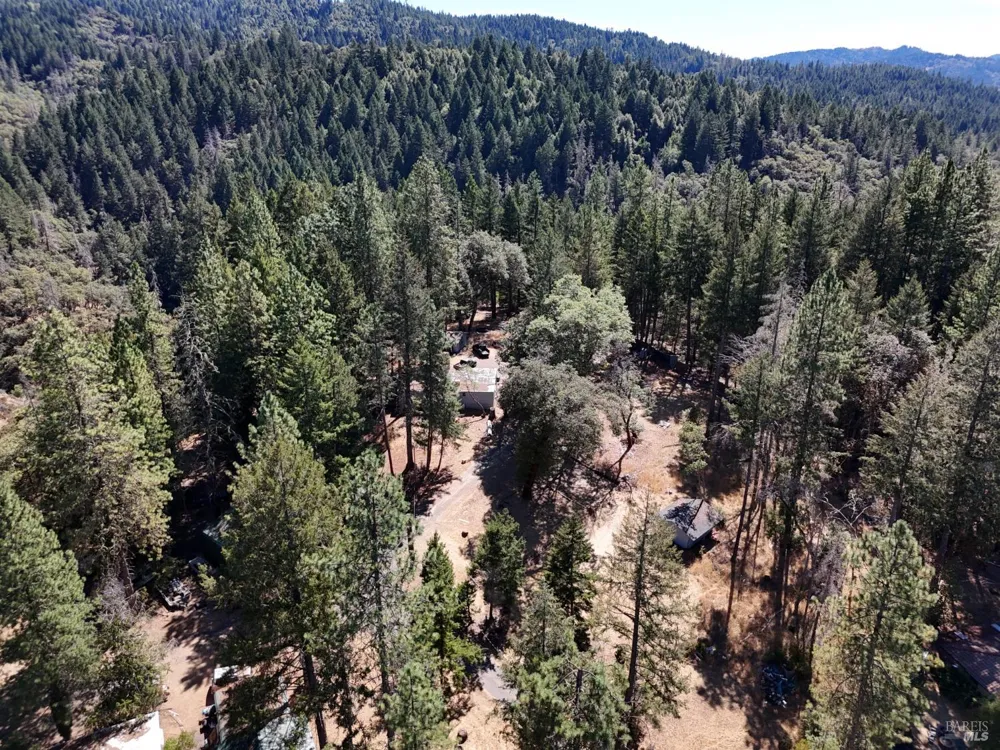 4501 Lakewood Drive Willits, CA 95490