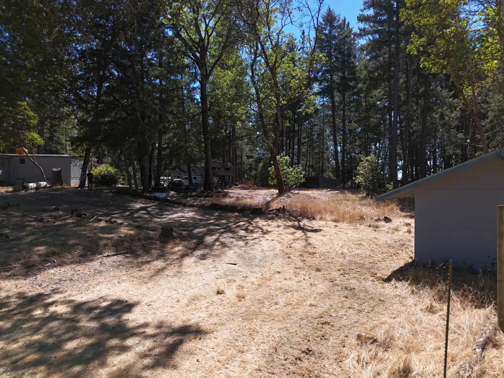 4501 Lakewood Drive Willits, CA 95490