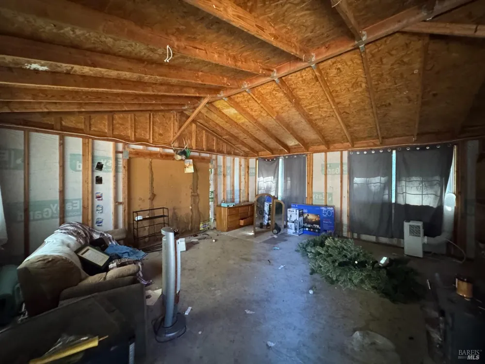 4501 Lakewood Drive Willits, CA 95490
