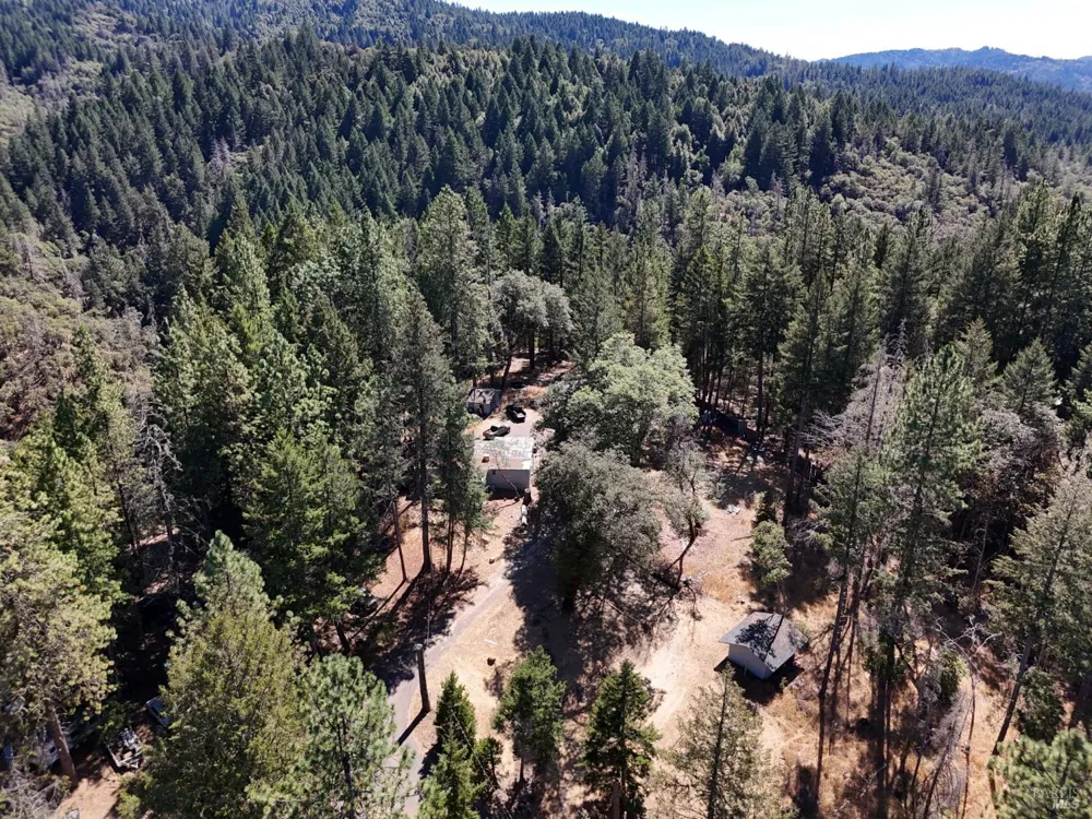 4501 Lakewood Drive Willits, CA 95490