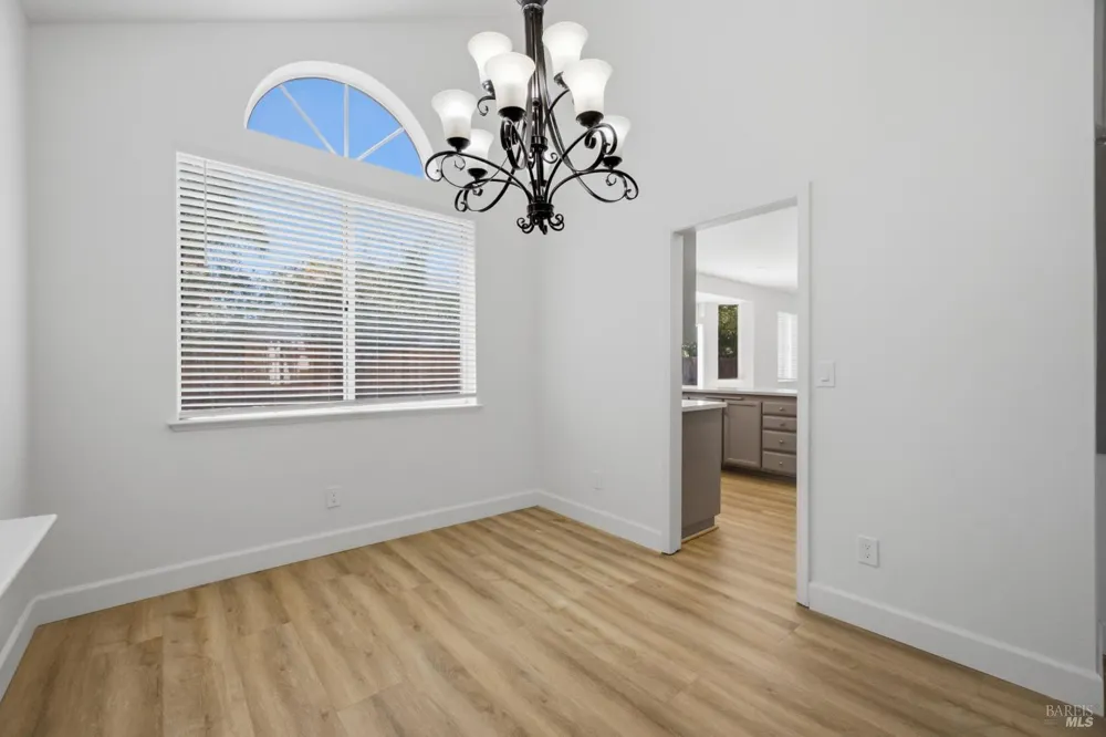 740 Shannon Drive Vacaville, CA 95688