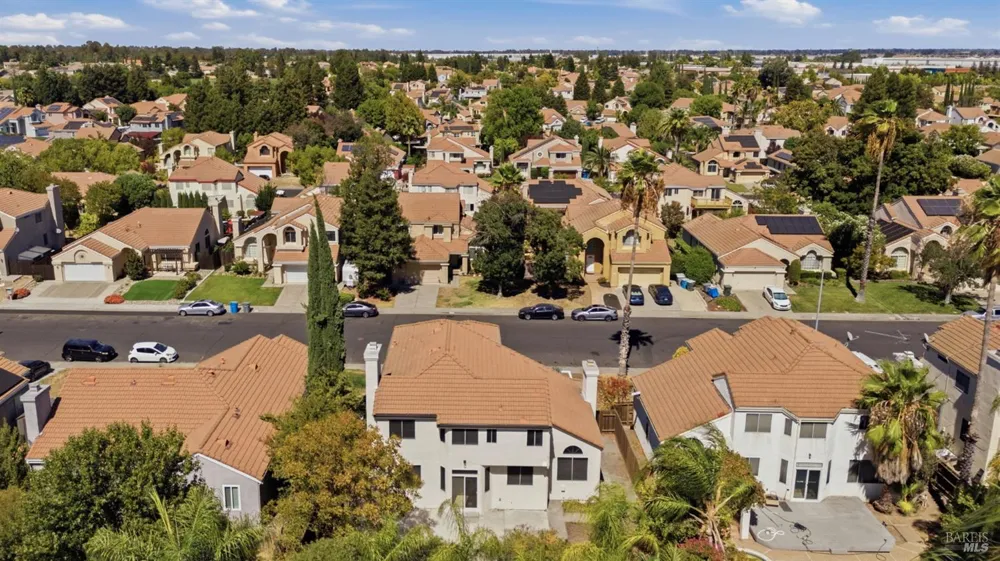 740 Shannon Drive Vacaville, CA 95688