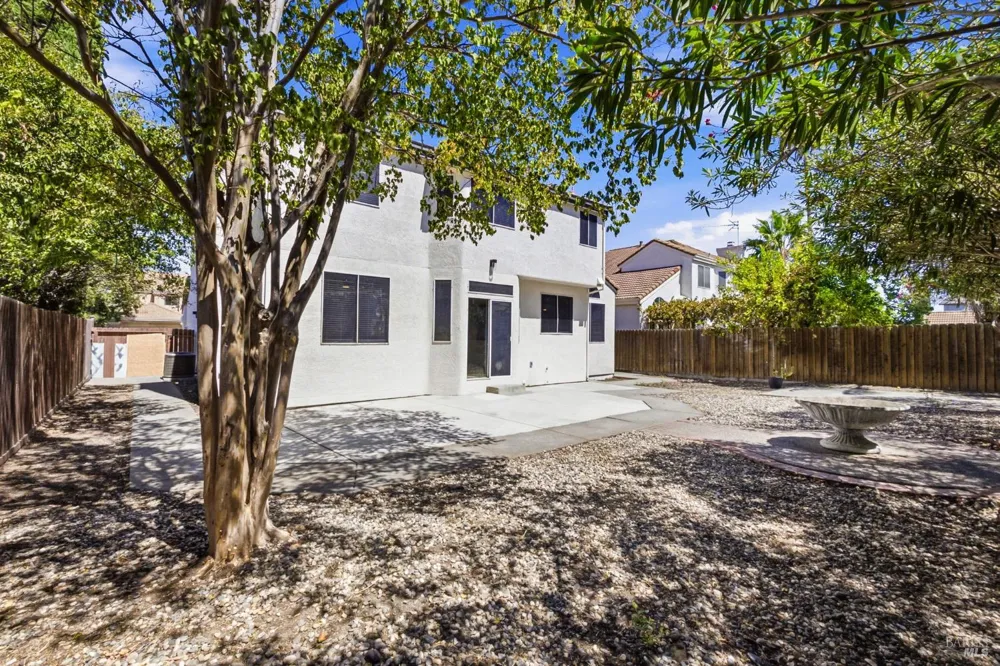 740 Shannon Drive Vacaville, CA 95688