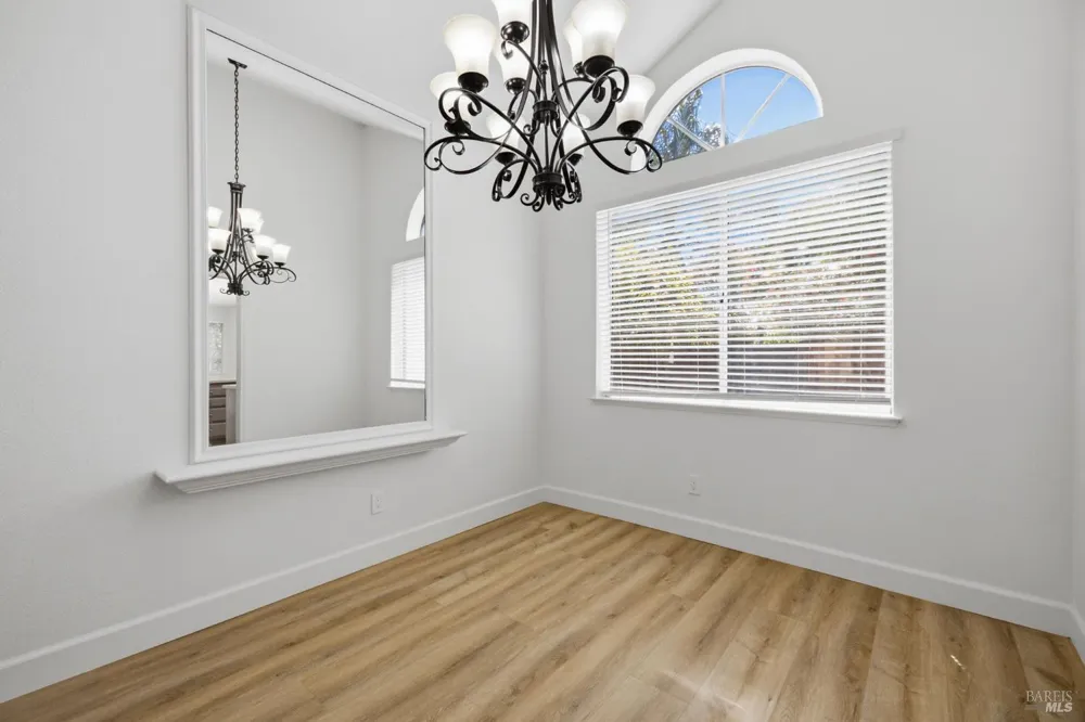 740 Shannon Drive Vacaville, CA 95688