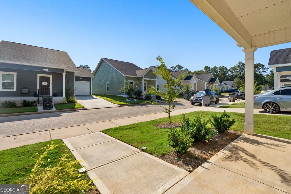 107 Lenox CIR LaGrange, GA 30241