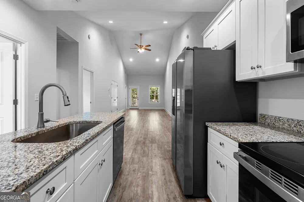 107 Lenox CIR LaGrange, GA 30241