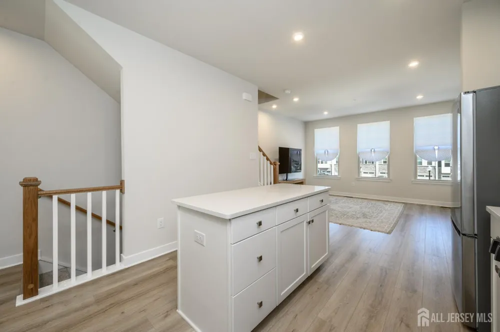 5 Pelham Lane Bayville, NJ 08721