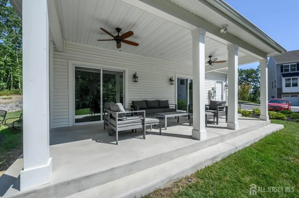 5 Pelham Lane Bayville, NJ 08721