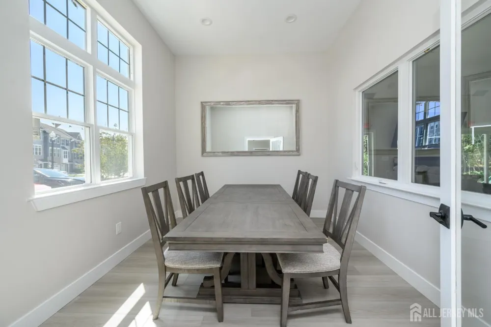 5 Pelham Lane Bayville, NJ 08721