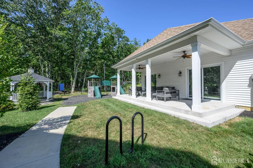 5 Pelham Lane Bayville, NJ 08721