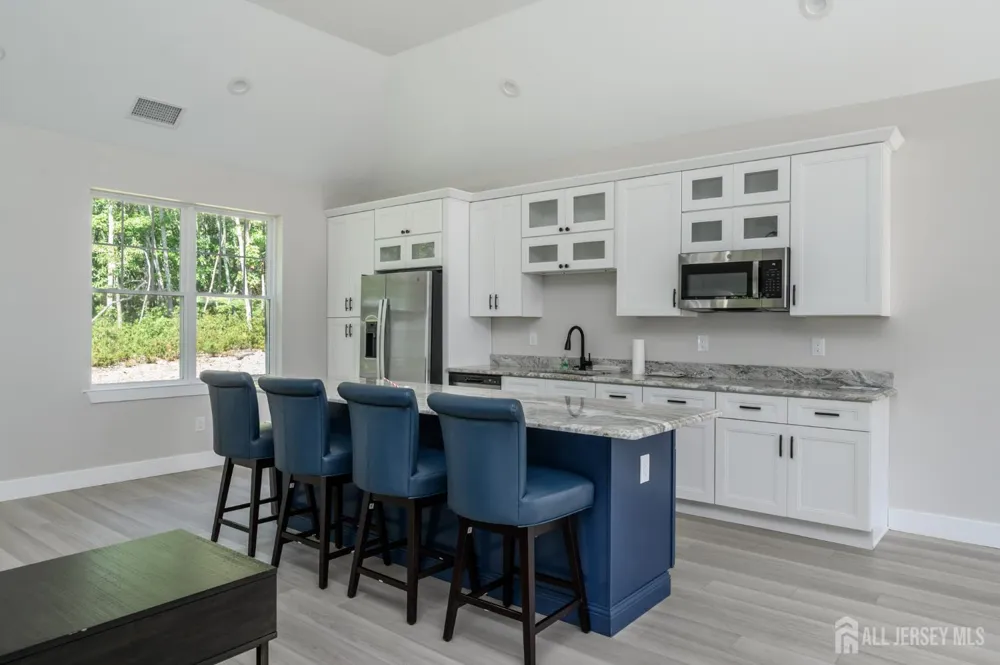 5 Pelham Lane Bayville, NJ 08721