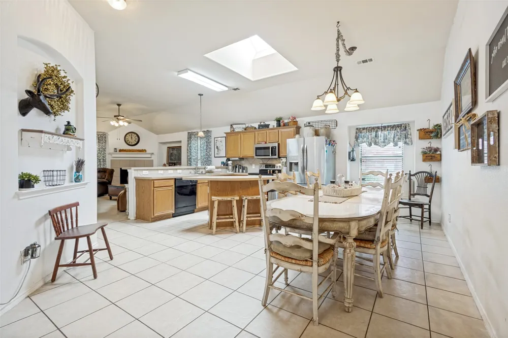 2118 Hanakoa Falls Drive Anna, TX 75409