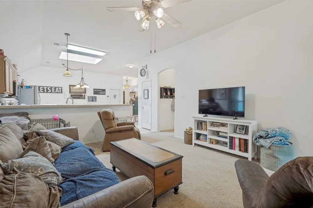 2118 Hanakoa Falls Drive Anna, TX 75409
