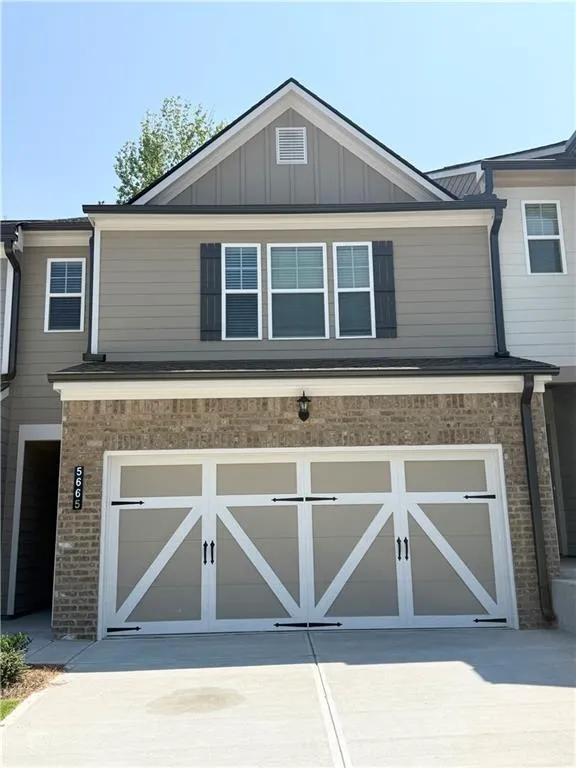 5665 Overview Drive Flowery Branch, GA 30542