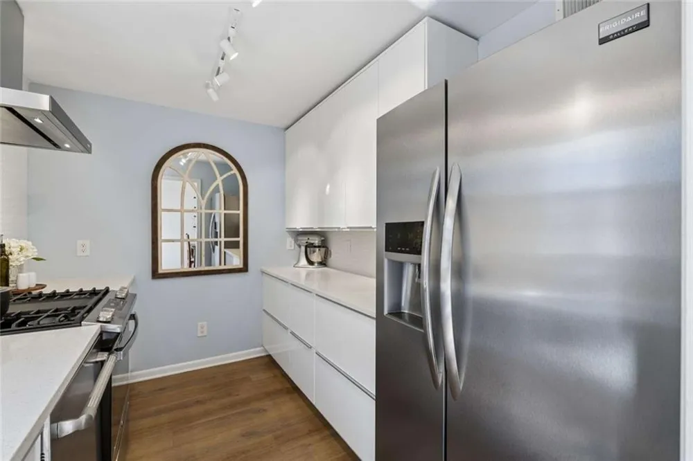 136 NW Peachtree Memorial Drive NW #VA 1 Atlanta, GA 30309