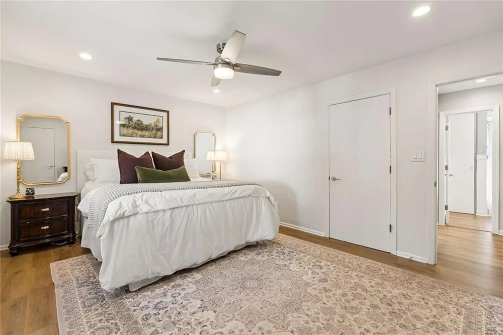 136 NW Peachtree Memorial Drive NW #VA 1 Atlanta, GA 30309