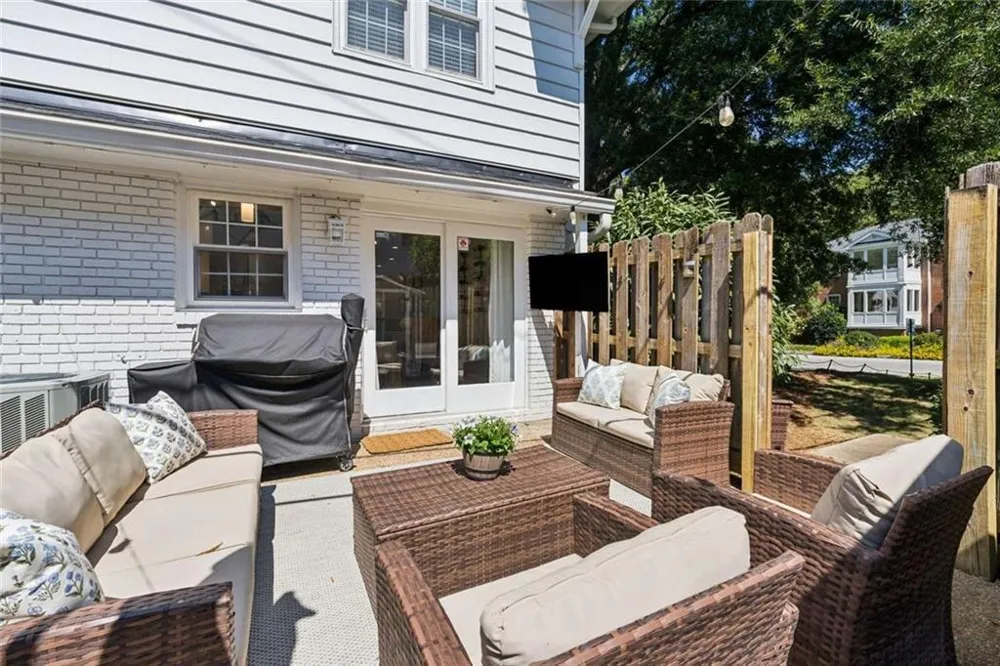 136 NW Peachtree Memorial Drive NW #VA 1 Atlanta, GA 30309