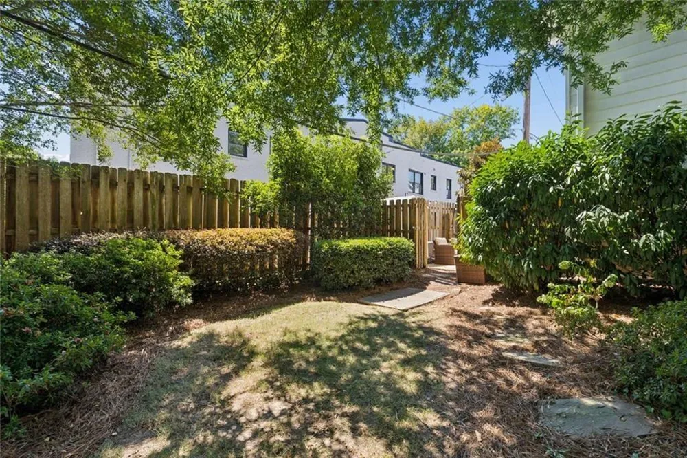 136 NW Peachtree Memorial Drive NW #VA 1 Atlanta, GA 30309