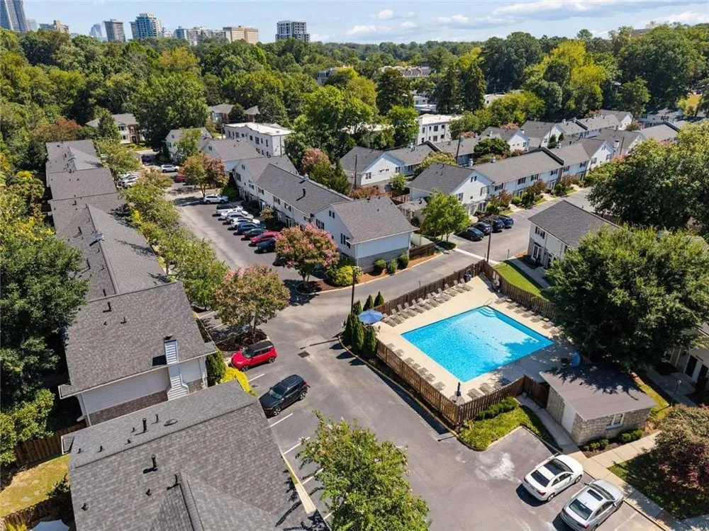 136 NW Peachtree Memorial Drive NW #VA 1 Atlanta, GA 30309