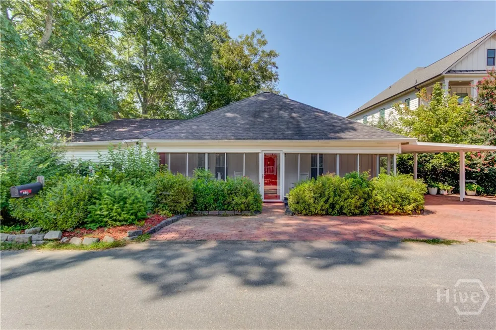 220 New Street Buford, GA 30518