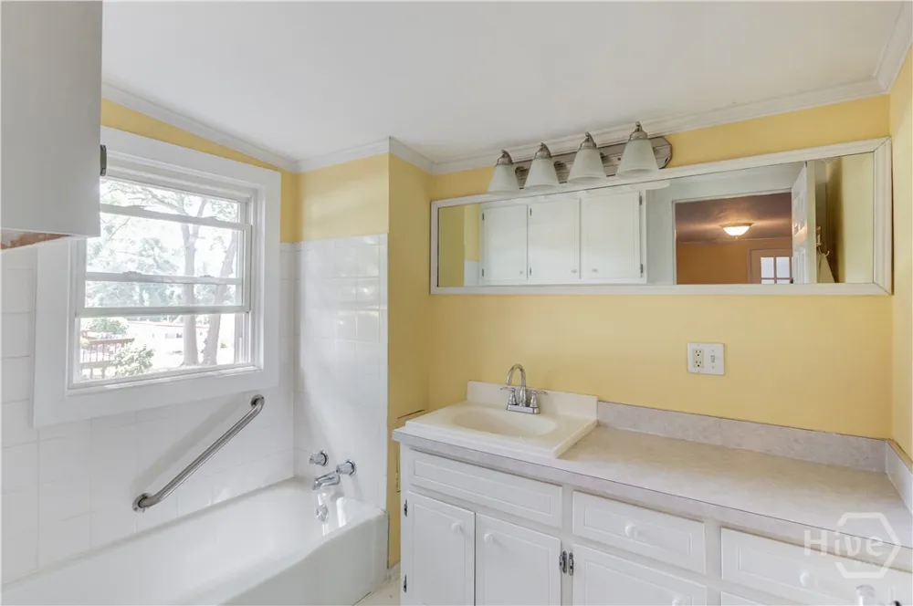 220 New Street Buford, GA 30518