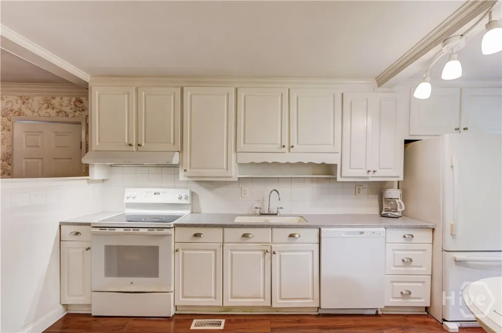 220 New Street Buford, GA 30518