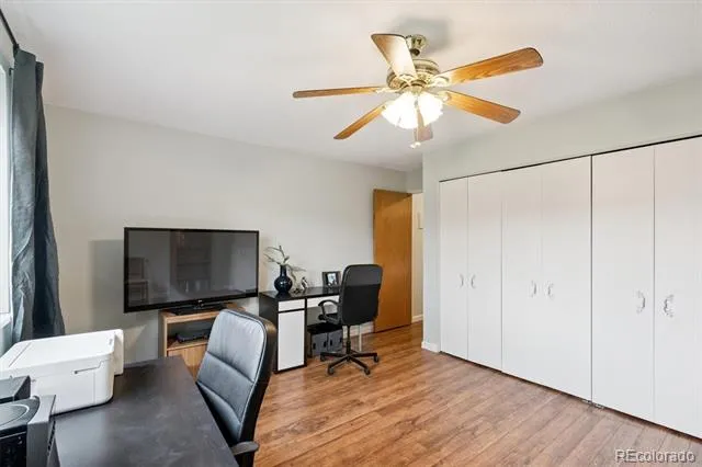 605 S Alton Way #12B Denver, CO 80247