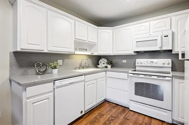 605 S Alton Way #12B Denver, CO 80247