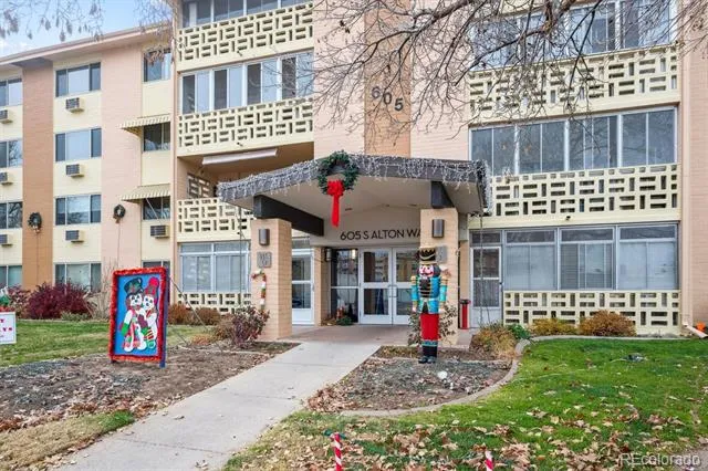 605 S Alton Way #12B Denver, CO 80247