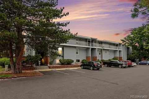 7665 E Eastman Avenue #102C